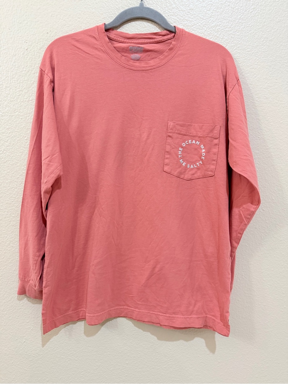 VS PINK The Ocean Made Me Salty Long Sleeve Pocket Campus Tee Salmon Peach M